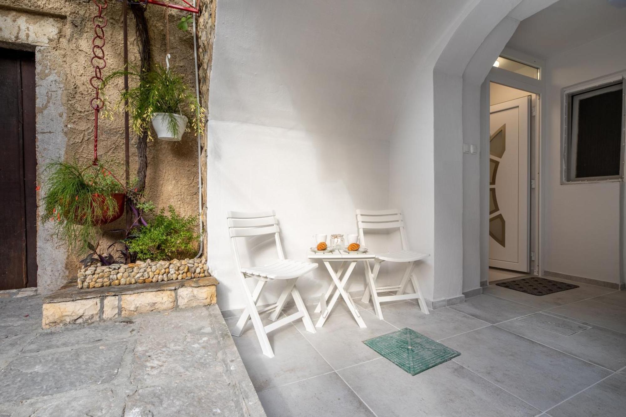 Apartment Gaviota Krk Krk Town Exterior photo